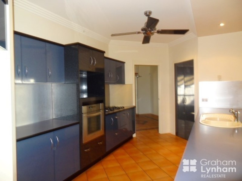 9 Regal Court, Kirwan QLD 4817