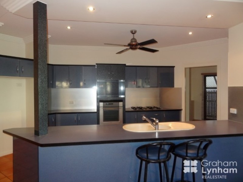 9 Regal Court, Kirwan QLD 4817