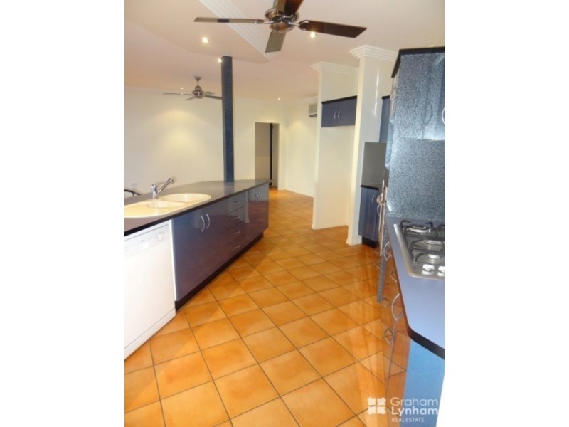 9 Regal Court, Kirwan QLD 4817