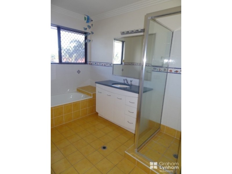 9 Regal Court, Kirwan QLD 4817