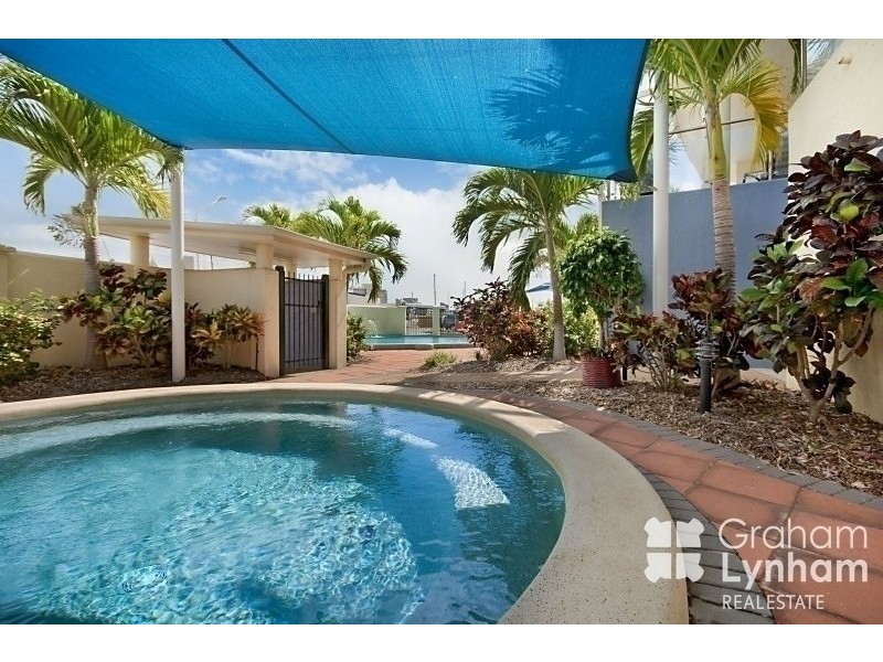 206/9 Anthony Street, South Townsville QLD 4810