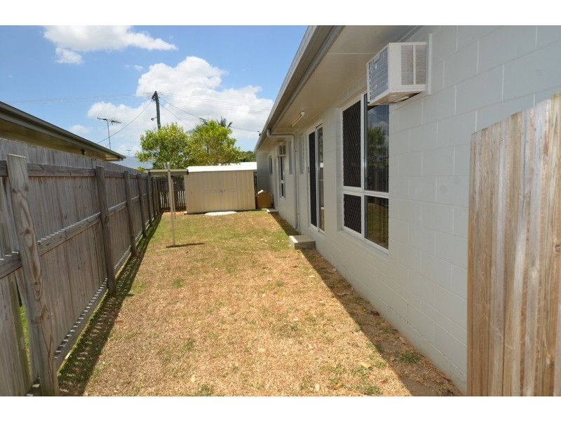 6 Moor Court, Kelso QLD 4815