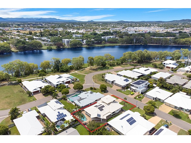 41 Sheerwater Parade, Douglas QLD 4814