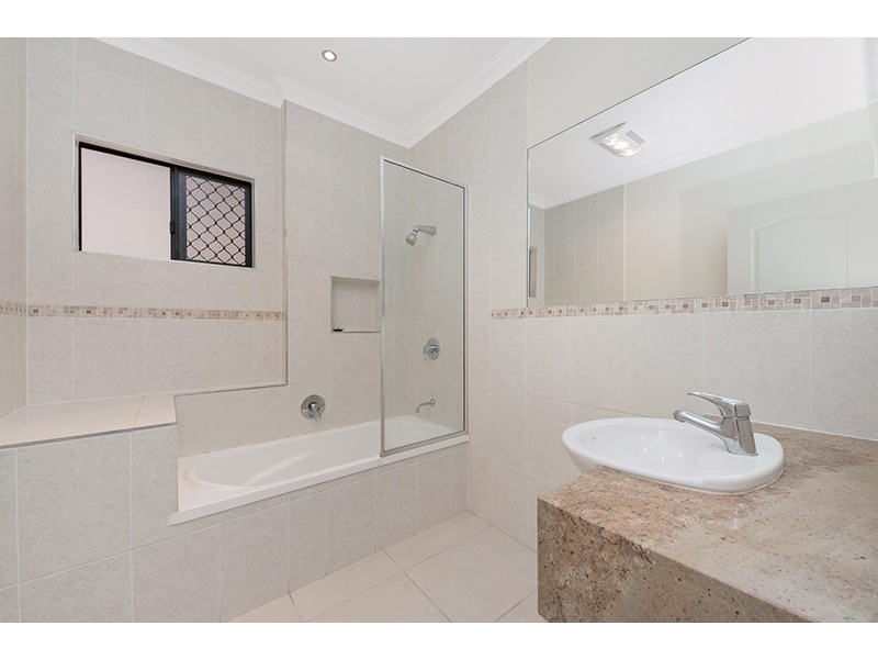 41 Sheerwater Parade, Douglas QLD 4814