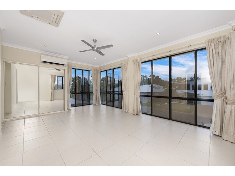 41 Sheerwater Parade, Douglas QLD 4814