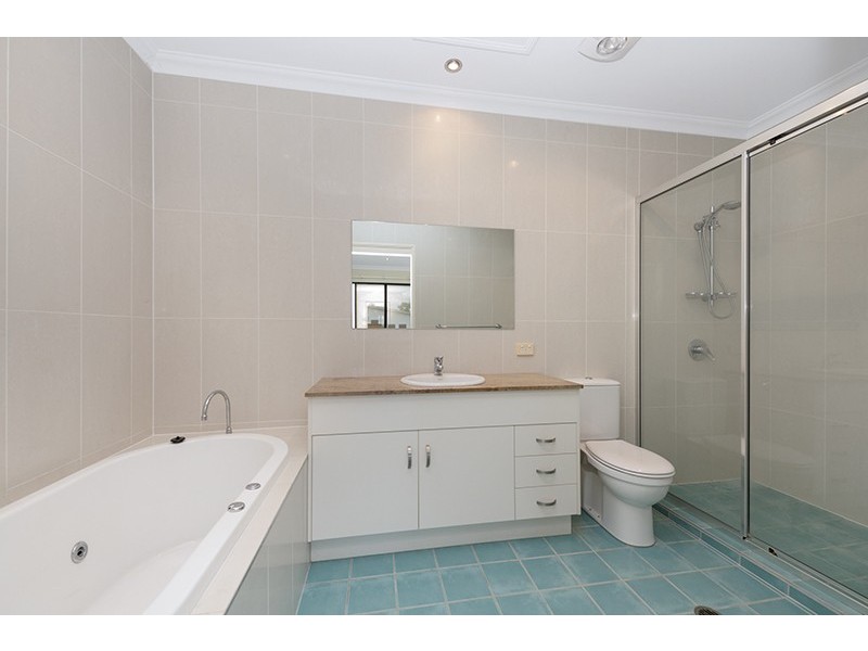 41 Sheerwater Parade, Douglas QLD 4814