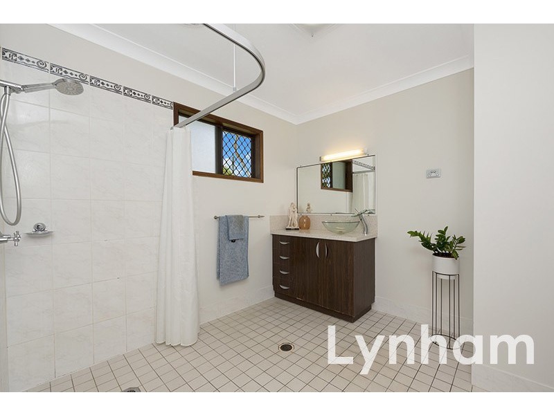 1 Monahan Street, Kelso QLD 4815