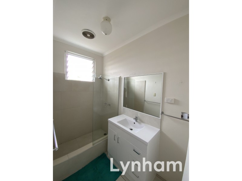 Room 3 – 2/23 Bergin Road, Cranbrook QLD 4814