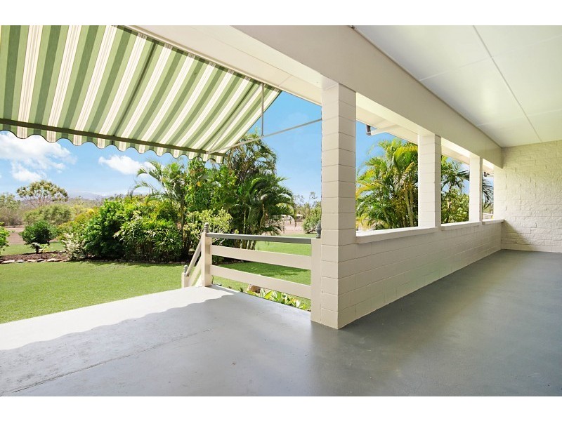 8 Glenrowan Drive, Oak Valley QLD 4811