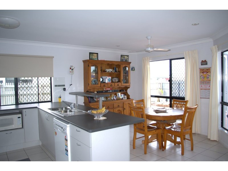 12 Panama Court, Burdell QLD 4818