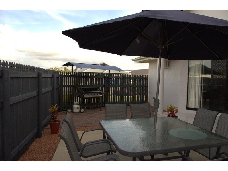 12 Panama Court, Burdell QLD 4818