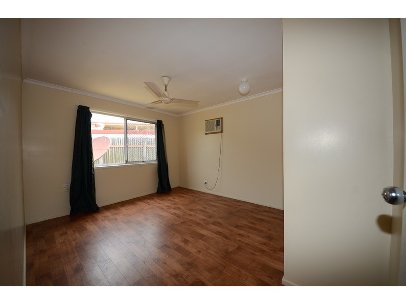 15 Roma Court, Kelso QLD 4815