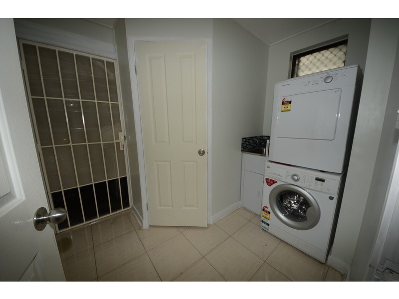 37 Bay Street, Pallarenda QLD 4810