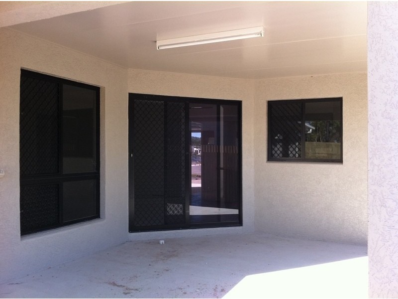 44 Burlingon Circuit, Mount Louisa QLD 4814