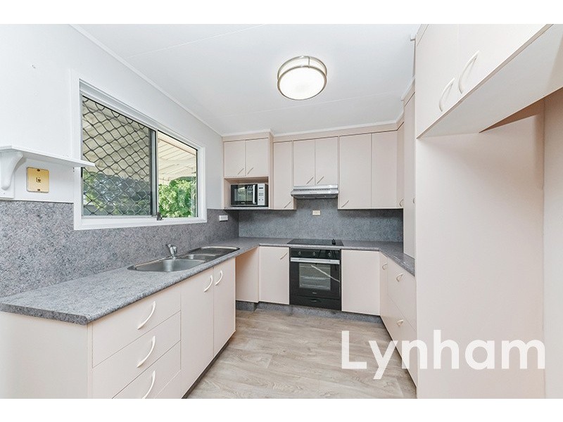 8 Nonda Street, Kirwan QLD 4817