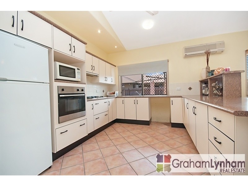 22 Burbank Way, Kirwan QLD 4817