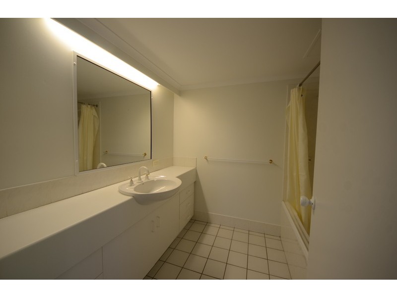 3/8 Paxton Street, North Ward QLD 4810