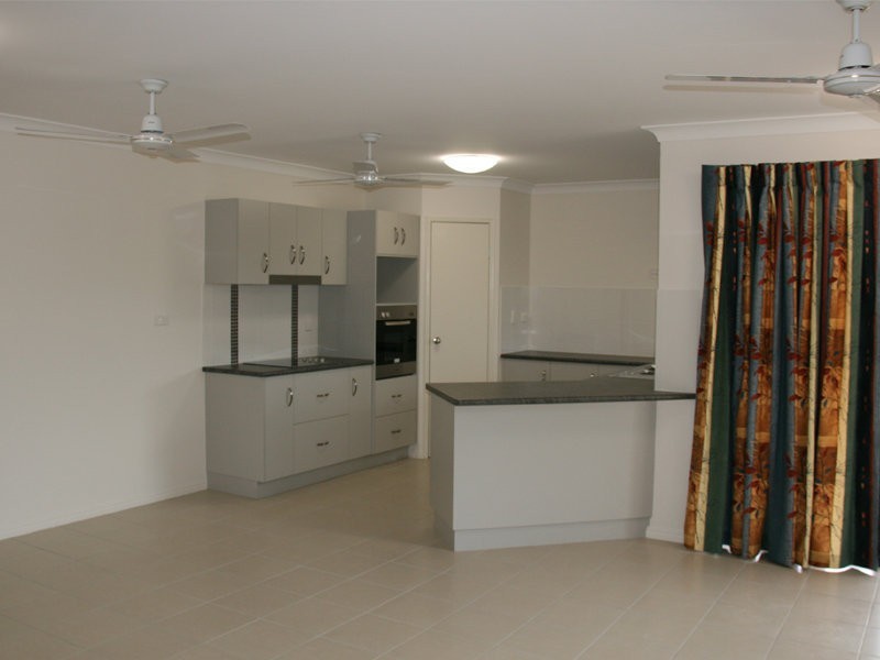 46 Blue Wren Place, Kelso QLD 4815