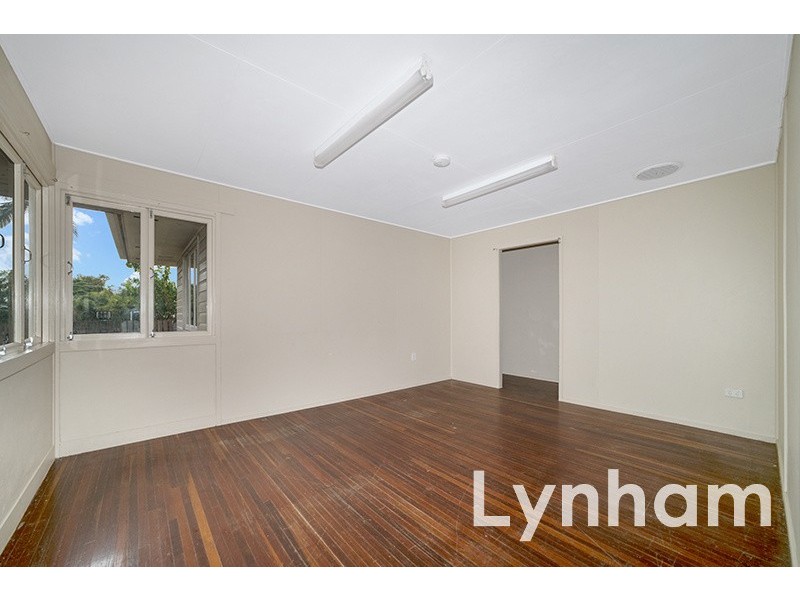 19 Garner Road, Kirwan QLD 4817