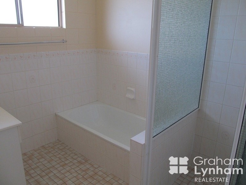 20 Doncaster Way, Mount Louisa QLD 4814