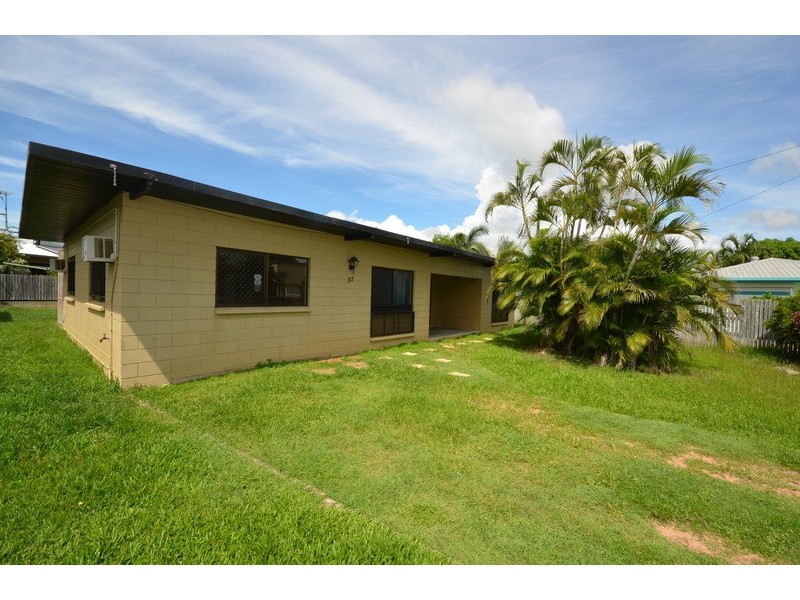 37 Munbilla Drive, Kelso QLD 4815