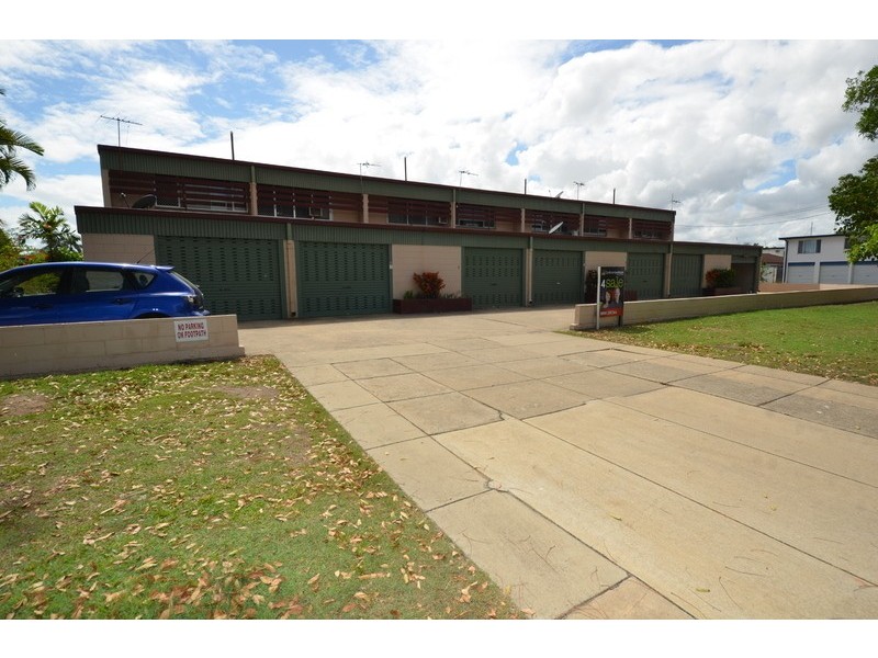 6/4 Cambridge Street, Currajong QLD 4812