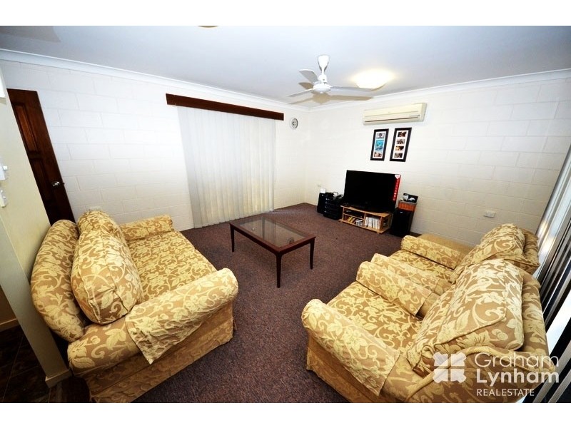6 Salisbury Crescent, Kirwan QLD 4817