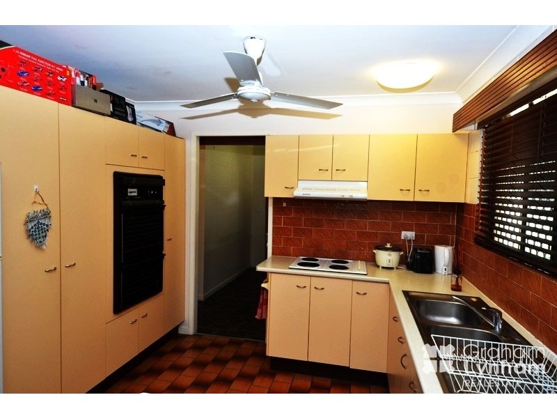 6 Salisbury Crescent, Kirwan QLD 4817