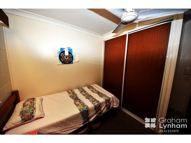 6 Salisbury Crescent, Kirwan QLD 4817