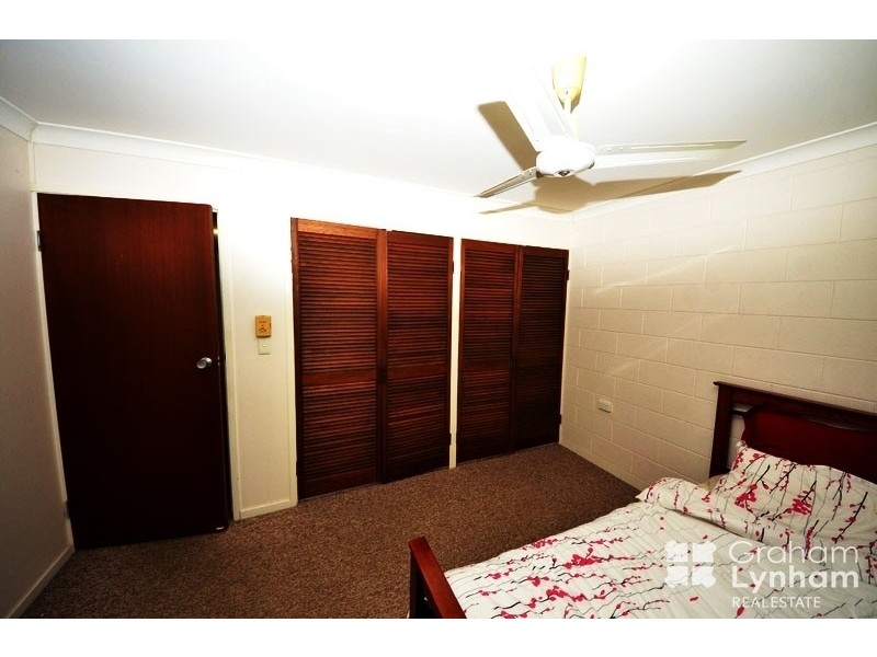 6 Salisbury Crescent, Kirwan QLD 4817