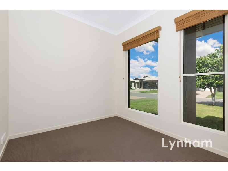 4 Yarra Crescent, Kelso QLD 4815