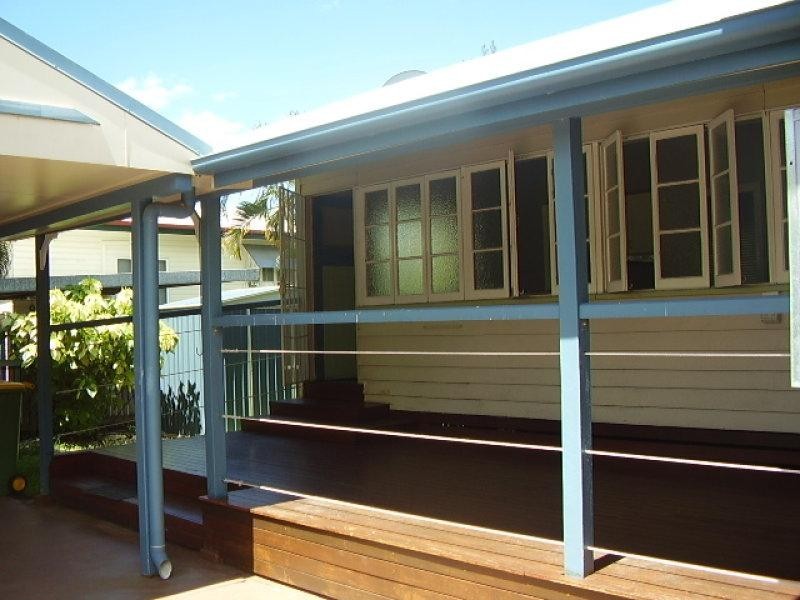 13 Winifred Street, Mundingburra QLD 4812