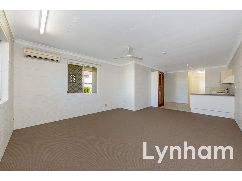 1/7 Lambert street, Kirwan QLD 4817