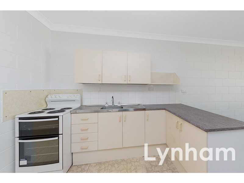 1/7 Lambert street, Kirwan QLD 4817
