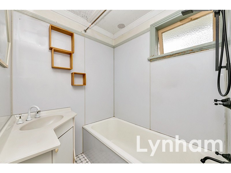 78 Carmody Street, Hermit Park QLD 4812