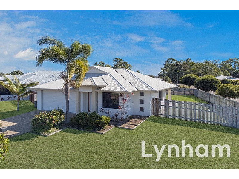 1 Lochern Way, Bushland Beach QLD 4818