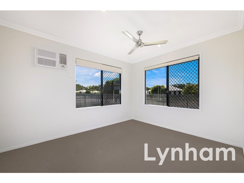 1 Lochern Way, Bushland Beach QLD 4818