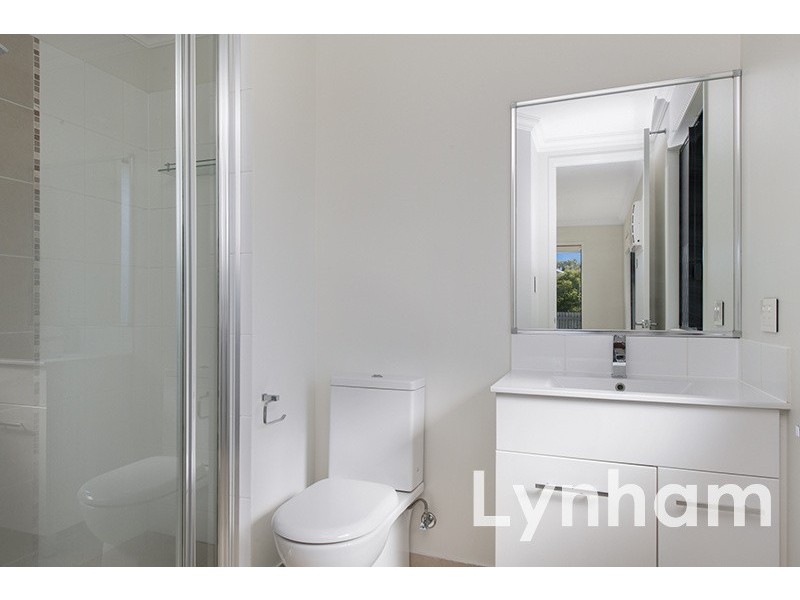1 Lochern Way, Bushland Beach QLD 4818