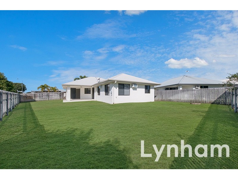 1 Lochern Way, Bushland Beach QLD 4818