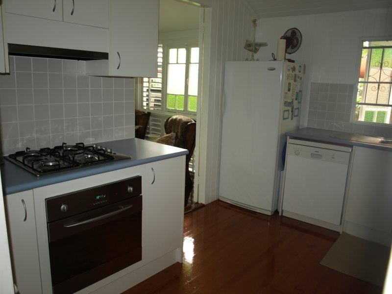 72 First Avenue, Railway Estate QLD 4810