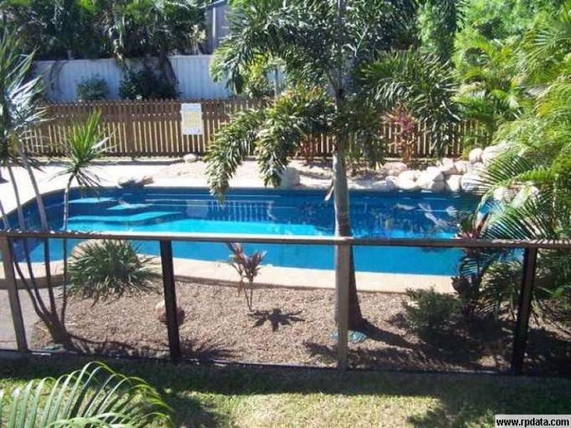 1 Parramatta Street, Belgian Gardens QLD 4810