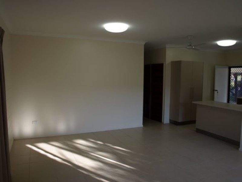 11 Carney Street, Cluden QLD 4811