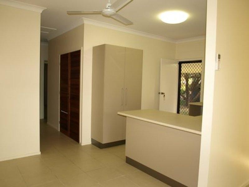 11 Carney Street, Cluden QLD 4811