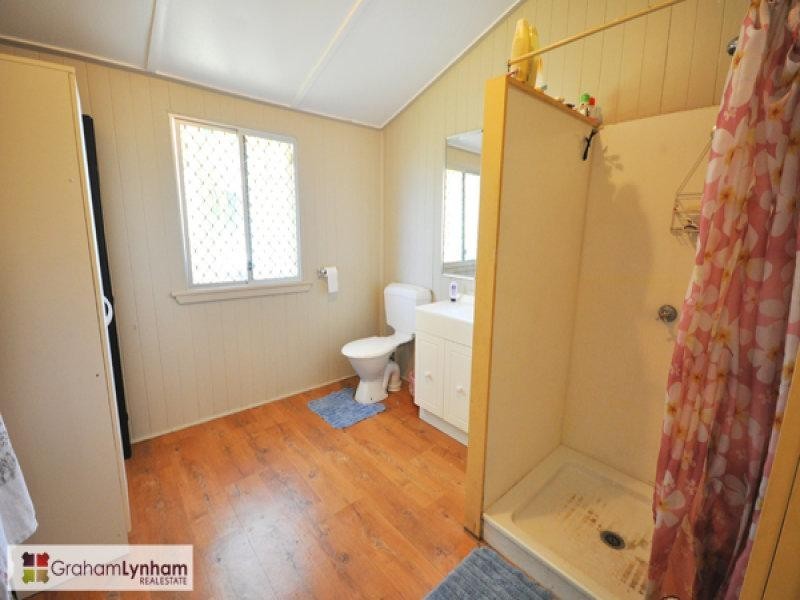 110 Railway Avenue, Railway Estate QLD 4810