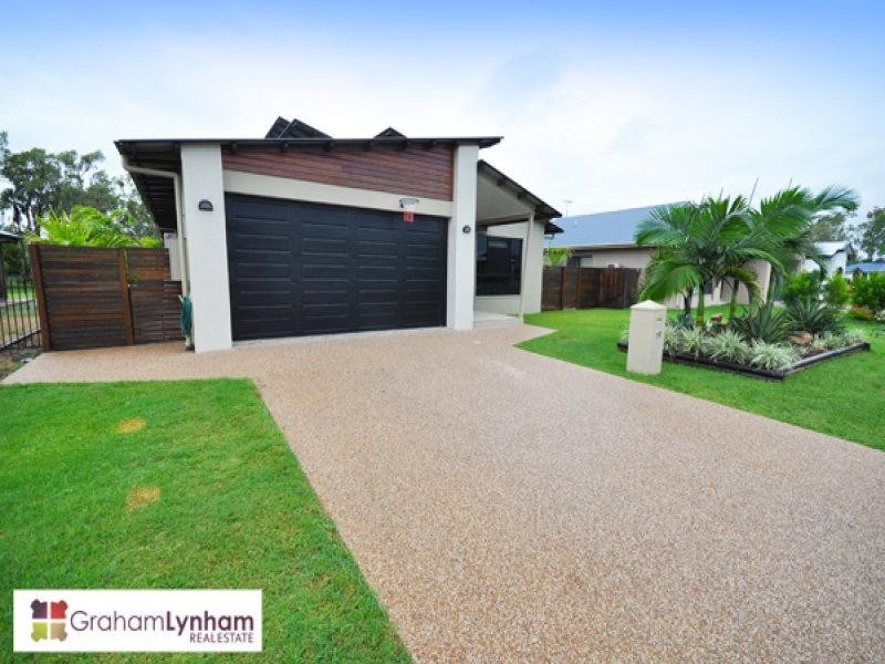 19 Daintree Drive, Bushland Beach QLD 4818