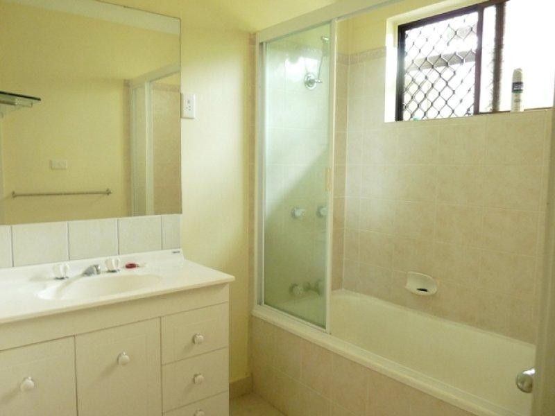 30 Ruby Round, Kelso QLD 4815