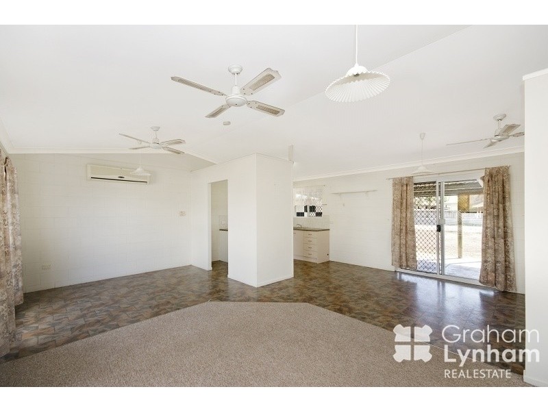 19 Gatwick Street, Burdell QLD 4818