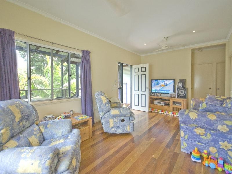 19 Portland Street, Hyde Park QLD 4812