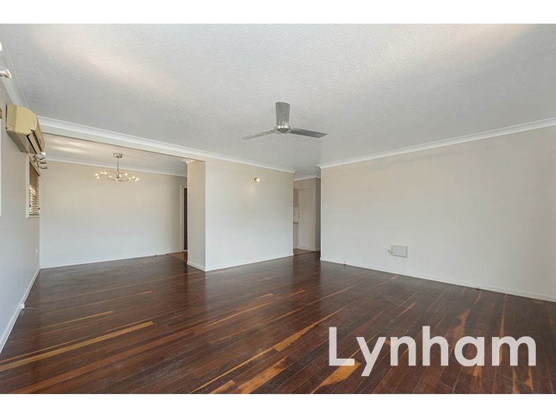 18 Hall Street, Kirwan QLD 4817