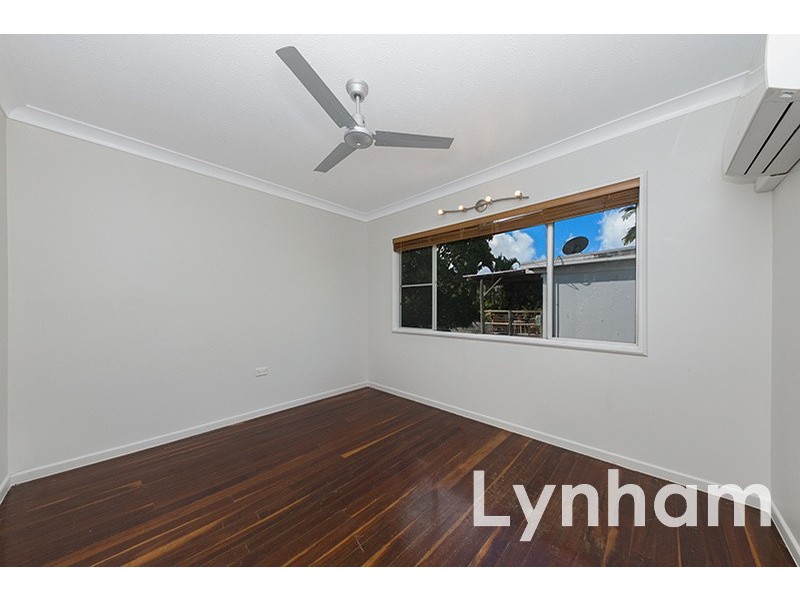 18 Hall Street, Kirwan QLD 4817